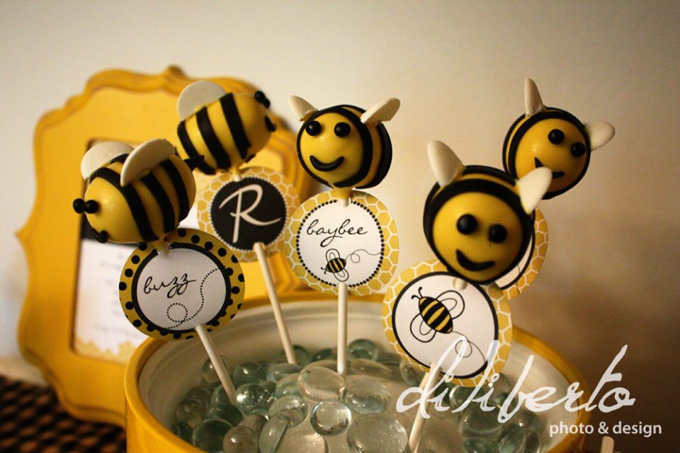 BayBee Cake Pops CU_sm.jpg